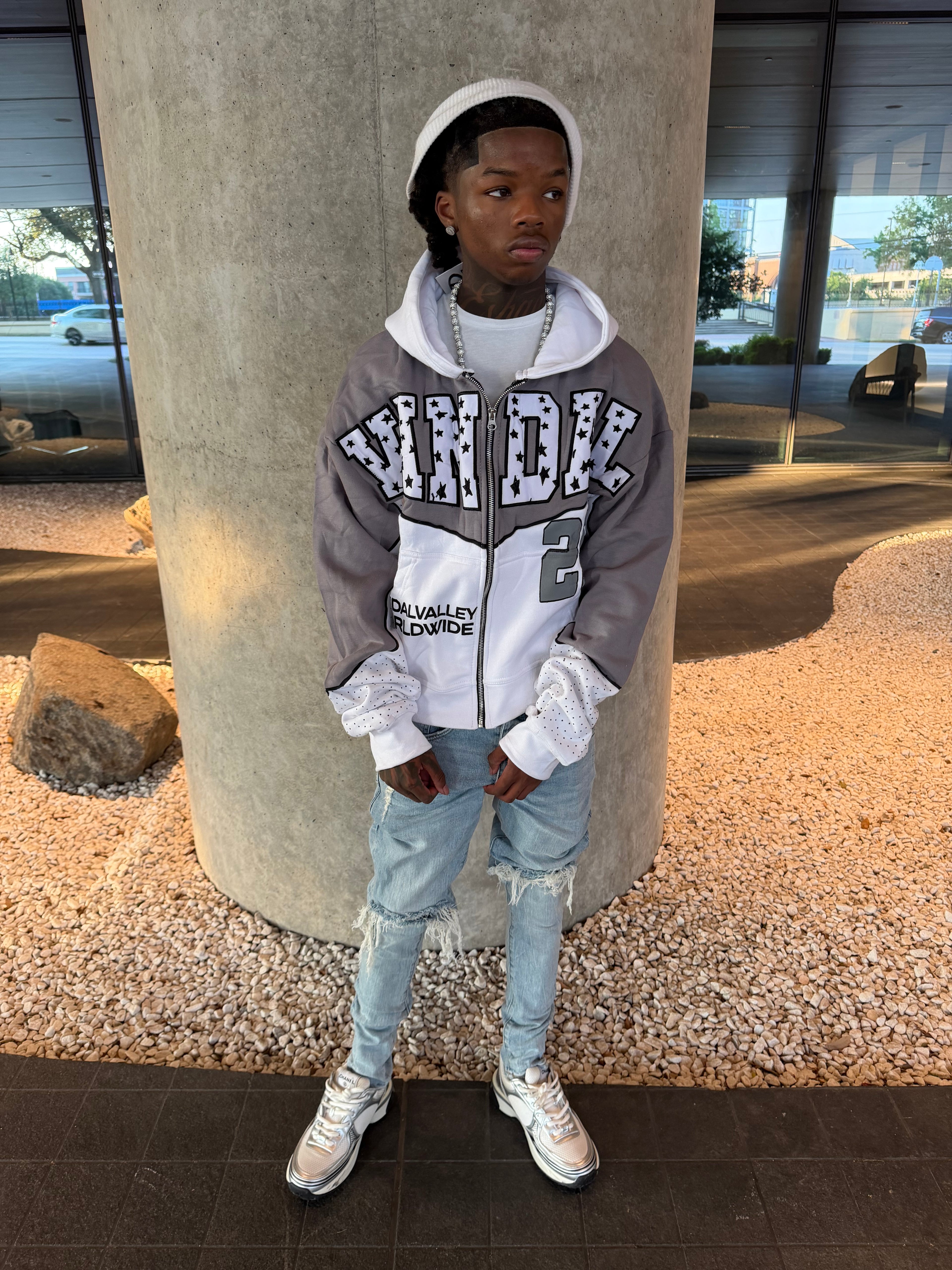 Vandal Valley Zip Up - Grey
